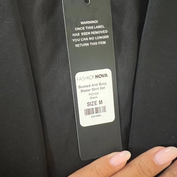 Fashion Nova Blazer Skirt Set - Black NWT - Picture 3 of 3